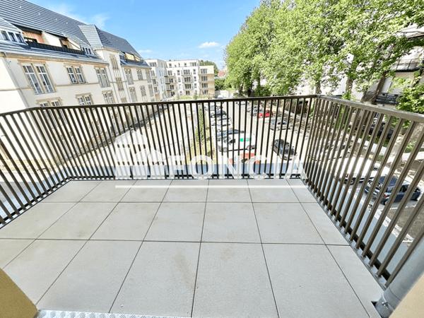 Location Appartement 2 pièces 43.87 m² - 1 PLACE SIMONE VEIL Montigny-les-metz 57950