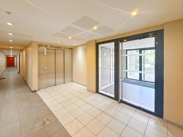 Marseille (13015) T2 expo sud avec vue mer exceptionnelle dans résidence de standing