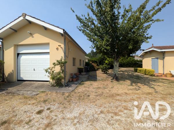Maison à vendre 6 pièces 158 m² Léognan