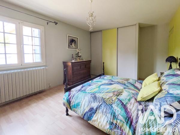 Maison à vendre 6 pièces 158 m² Léognan