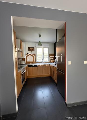 Comme une maison à Orly avec balcon, terrasse et parking !