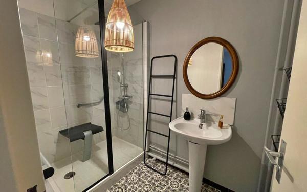 Appartement à vendre    2 pièces • 49,37 m2 Clichy-sous-Bois