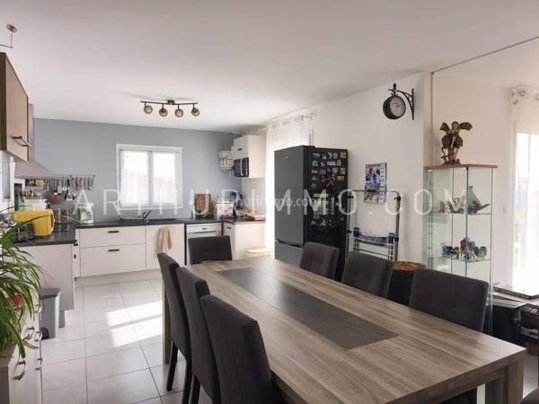 Vente Maison 5 pièces 100 m2 à Peaugres