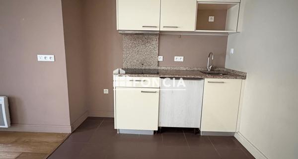 Location Appartement 3 pièces 64.56 m² - Niort 79000