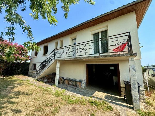 Maison 4 chambres avec grand sous-sol aménageable