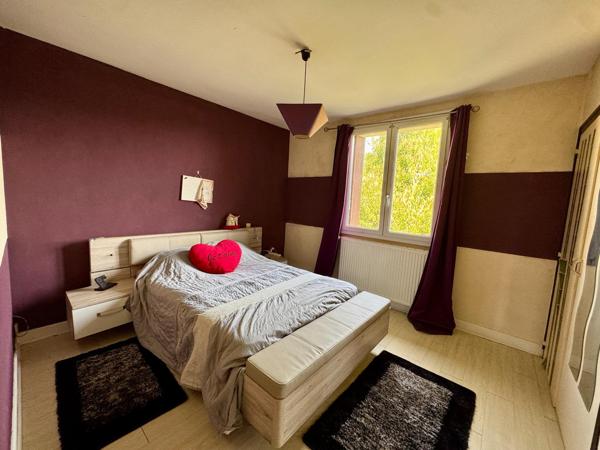 Maison 4 chambres avec grand sous-sol aménageable