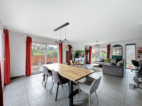 Maison 7 pièces - 170 m² Exclusivité efficity