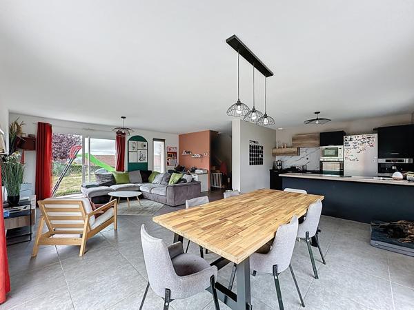 Maison 7 pièces - 170 m² Exclusivité efficity