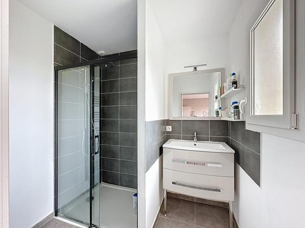 Maison 7 pièces - 170 m² Exclusivité efficity