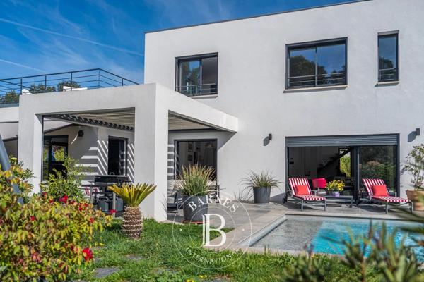 Aix-en-Provence, Villa 3 Chambres -  184 m² à vendre