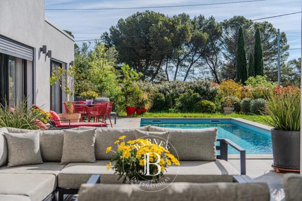 Aix-en-Provence, Villa 3 Chambres -  184 m² à vendre
