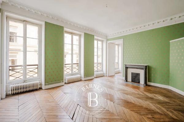 Paris 9ème, Appartement 3 Chambres -  120 m² à vendre