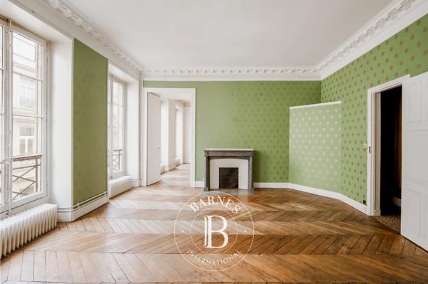 Paris 9ème, Appartement 3 Chambres -  120 m² à vendre
