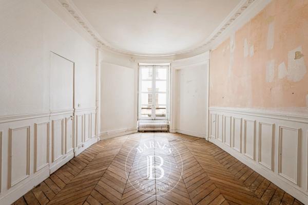 Paris 9ème, Appartement 3 Chambres -  120 m² à vendre