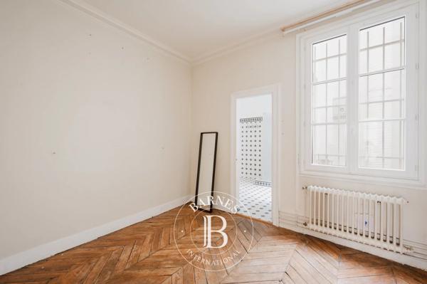Paris 9ème, Appartement 3 Chambres -  120 m² à vendre