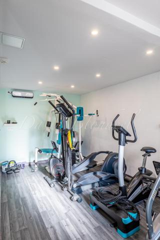 Grande maison familiale - piscine - GRAULHET