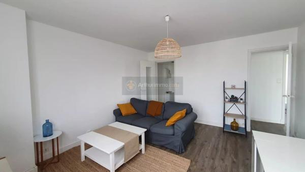 Location                                                      Appartement
                        
                     3 pièces                      59 m2                     à Brest