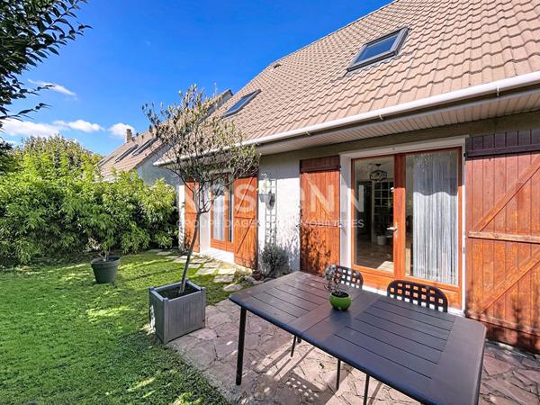 A vendre maison de 4 pièces de 89 m² à Plaisir - Quartier des Sablons - Aqueduc Sud