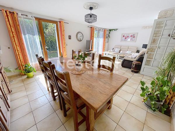 A vendre maison de 4 pièces de 89 m² à Plaisir - Quartier des Sablons - Aqueduc Sud