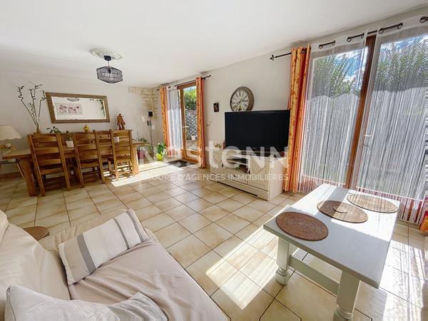 A vendre maison de 4 pièces de 89 m² à Plaisir - Quartier des Sablons - Aqueduc Sud