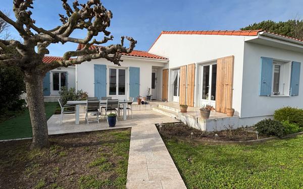 Maison à vendre    5 pièces •  Saint-Denis-d'Oléron