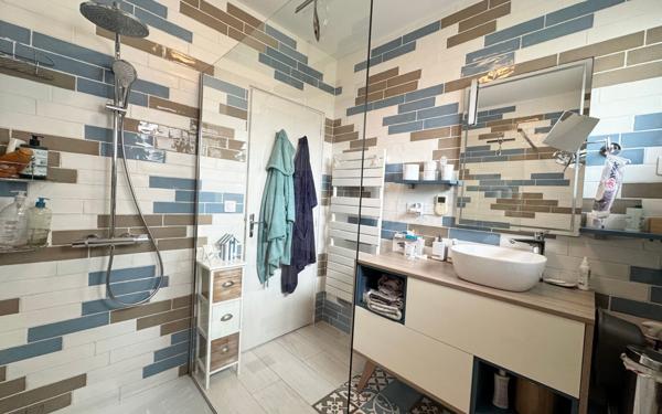 Maison à vendre    5 pièces •  Saint-Denis-d'Oléron