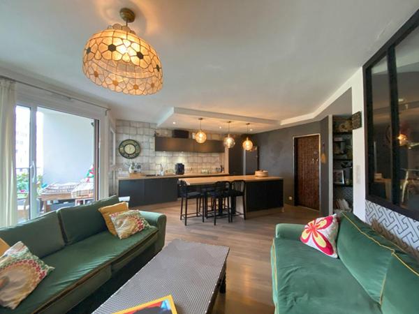 Appartement 3 pièce(s) 81 m2 avec Balcon Plage à pied