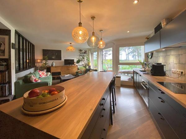 Appartement 3 pièce(s) 81 m2 avec Balcon Plage à pied