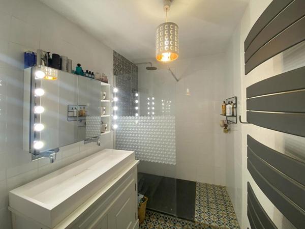 Appartement 3 pièce(s) 81 m2 avec Balcon Plage à pied