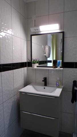 Ainay-le-Château – Maison de village avec deux appartements indépendants Ainay-le-Château (03360)