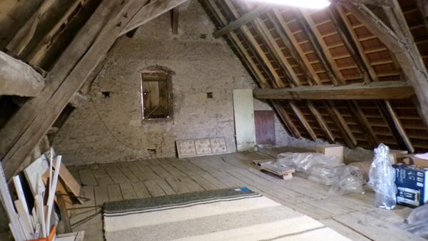 Ainay-le-Château – Maison de village avec deux appartements indépendants Ainay-le-Château (03360)