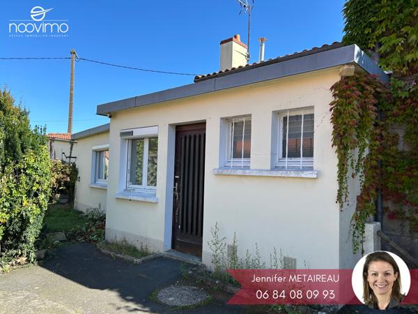 Maison ancienne à rénover 2 chambres + bureau avec dépendance et hangar