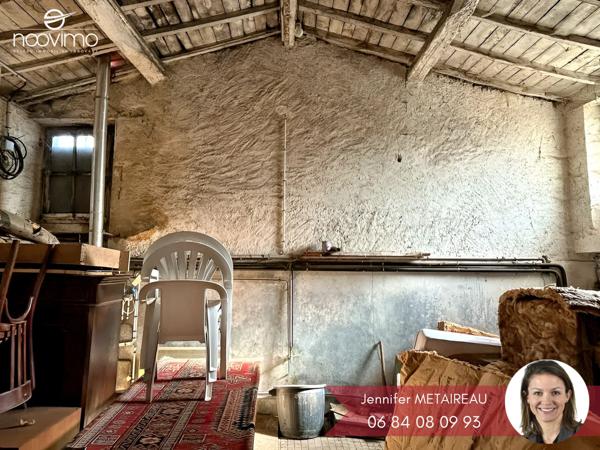 Maison ancienne à rénover 2 chambres + bureau avec dépendance et hangar