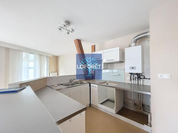 Location appartement Fougères - 4 pièce(s) - 105 m² - 940 €/mois