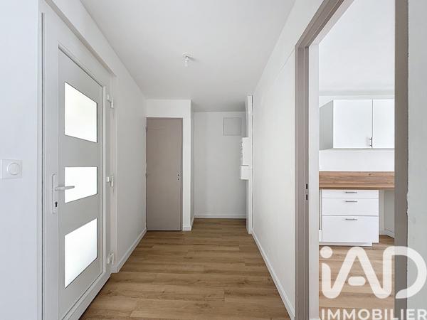 Location appartement 2 pièces 56,5 m² Saint-Andiol