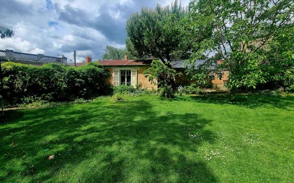 Maison à vendre    11 pièces •  Château-Thierry