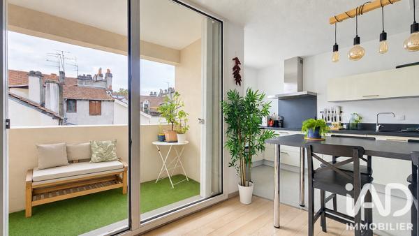 Appartement à vendre 2 pièces 49,18 m² Pau