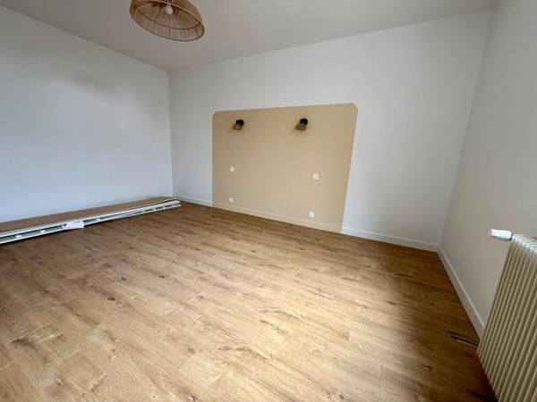 Maison-Appartement rénovée – Centre-ville de Tiercé