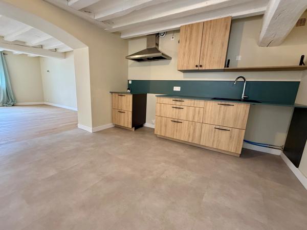 Maison-Appartement rénovée – Centre-ville de Tiercé