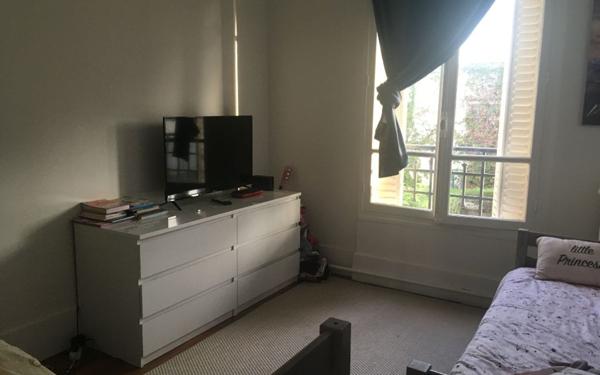 Appartement à louer    2 pièces • 75,77 m2 Bourg-la-Reine