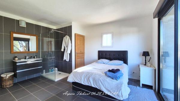 Maison de plain-pied 192 m² sur plus de 8 000 m² ? Fort potentiel pour création de gîtes ou chambres d'hôtes