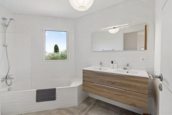 Au calme, Villa bioclimatique neuve
