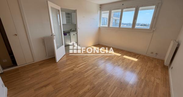 Location Studio 27.66 m² - Maurepas 78310