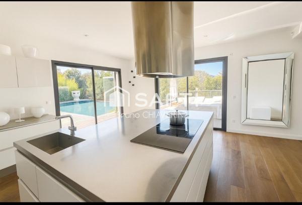 Villa d'architecte 3 chambres piscine