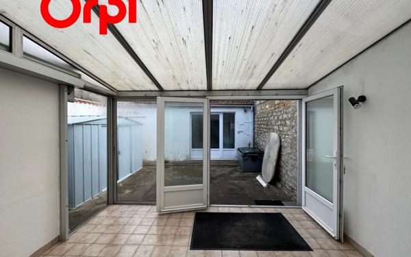 Maison à vendre    3 pièces •  Rochefort