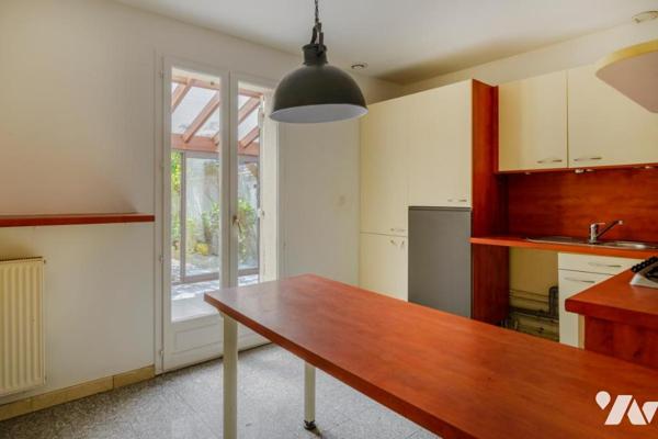 NANTERRE CENTRE VILLE - MAISON FAMILIALE 8 PIÈCES AVEC JARDIN & PISCINE CHAUFFÉE