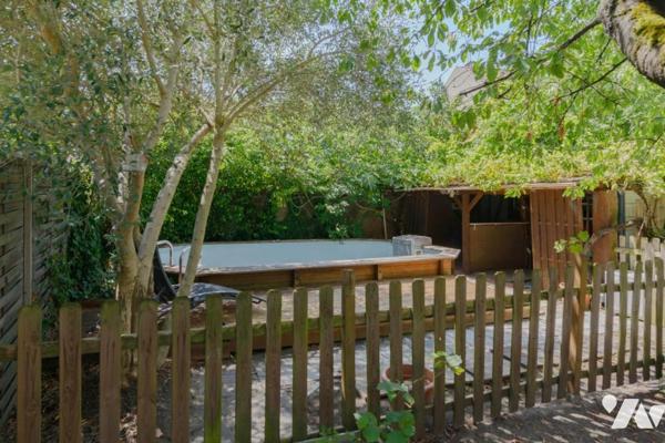 NANTERRE CENTRE VILLE - MAISON FAMILIALE 8 PIÈCES AVEC JARDIN & PISCINE CHAUFFÉE