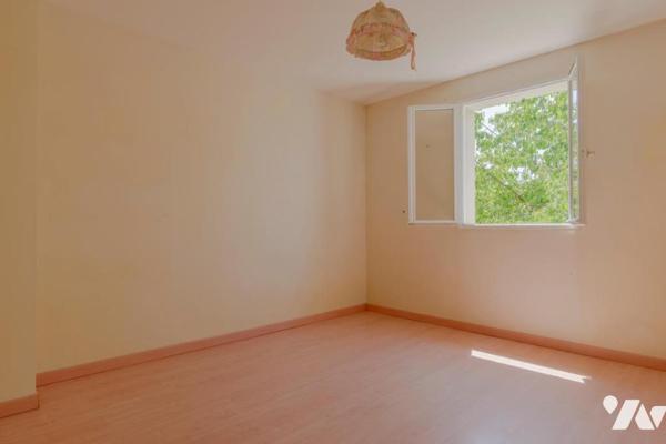 NANTERRE CENTRE VILLE - MAISON FAMILIALE 8 PIÈCES AVEC JARDIN & PISCINE CHAUFFÉE