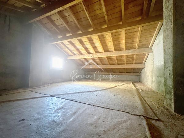 Millau (12100) MAISON F4 95 M2 SUR LE CAUSSE NOIR