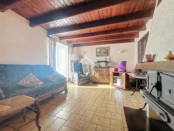 Millau (12100) MAISON F4 95 M2 SUR LE CAUSSE NOIR